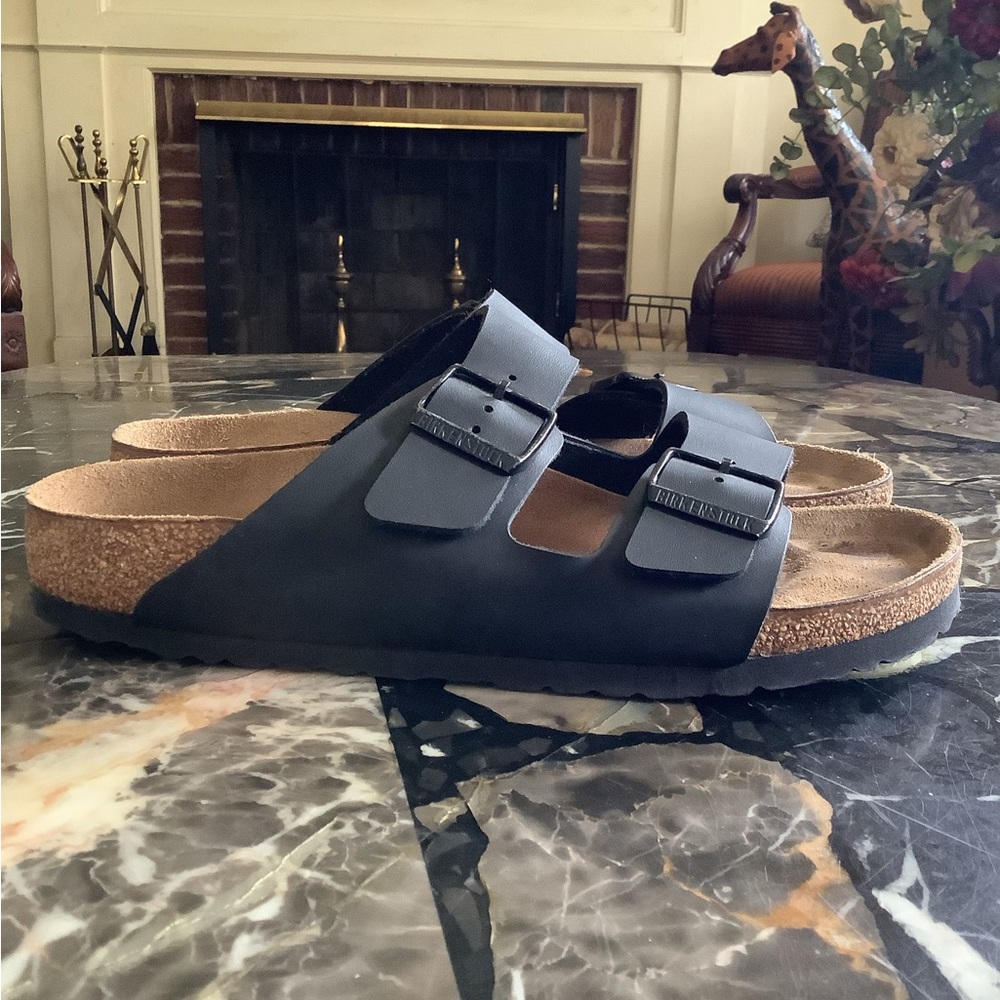 Birkenstock black on black leather dual adjustable strap Arizona sandals size 42